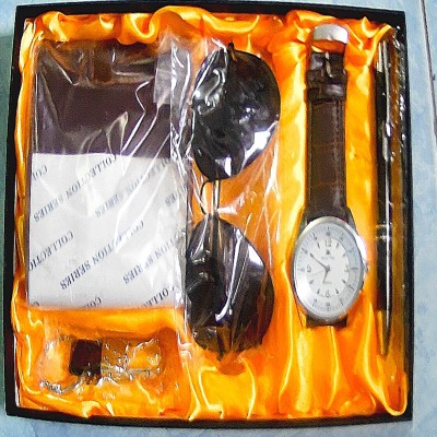 High quality 5 piece items gift box for men